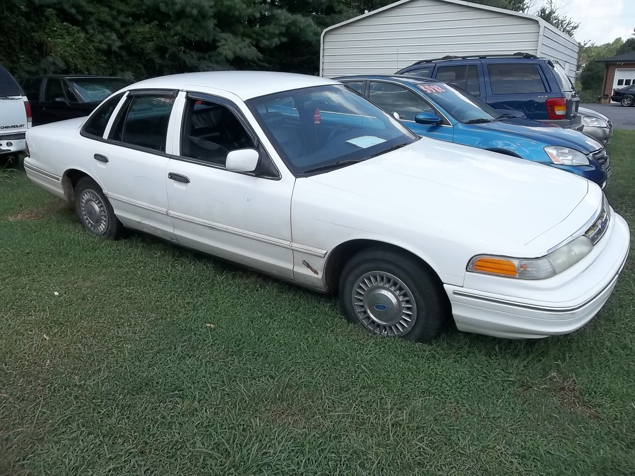 1996 Ford crown victoria mpg
